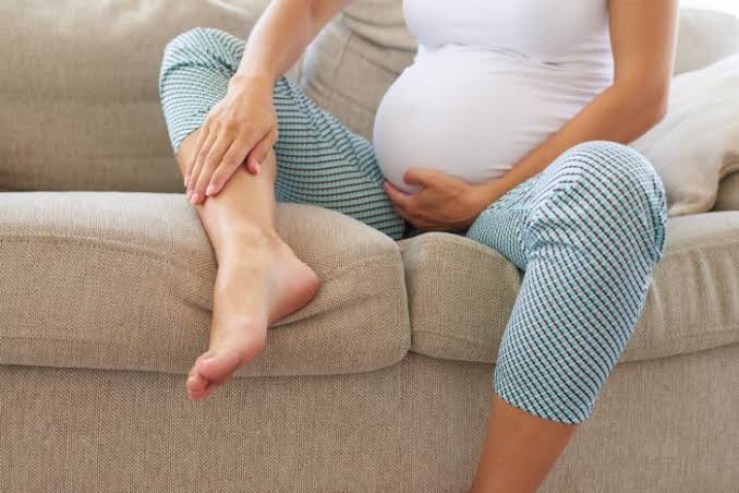انتفاخ او تورم جسم المرأة الحامل : الأسباب و العلاج! 1